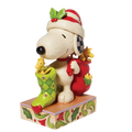 Snoopy With Stocking And Wo
